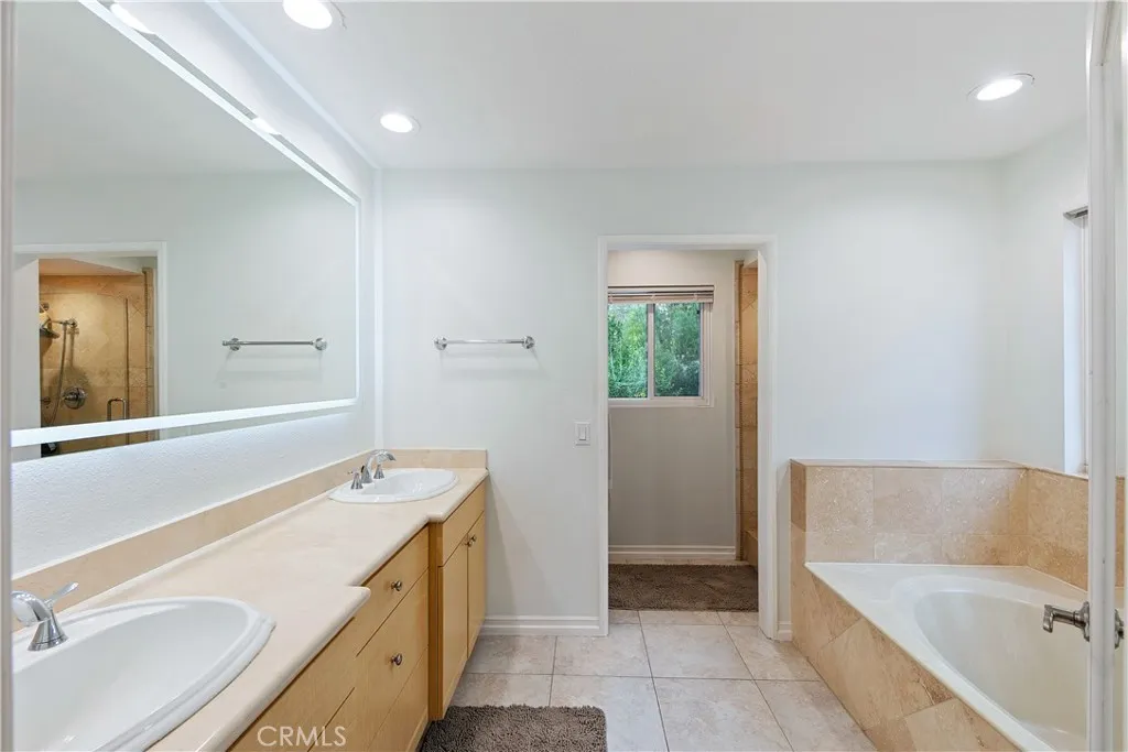 24411 Highlander Road, West Hills, California 91307 home-pic-34